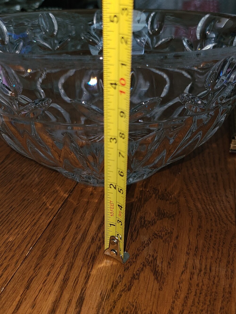 Vintage - Block Crystal Tulip Garden patterned clear glass salad bowl. - Picture 10 of 10